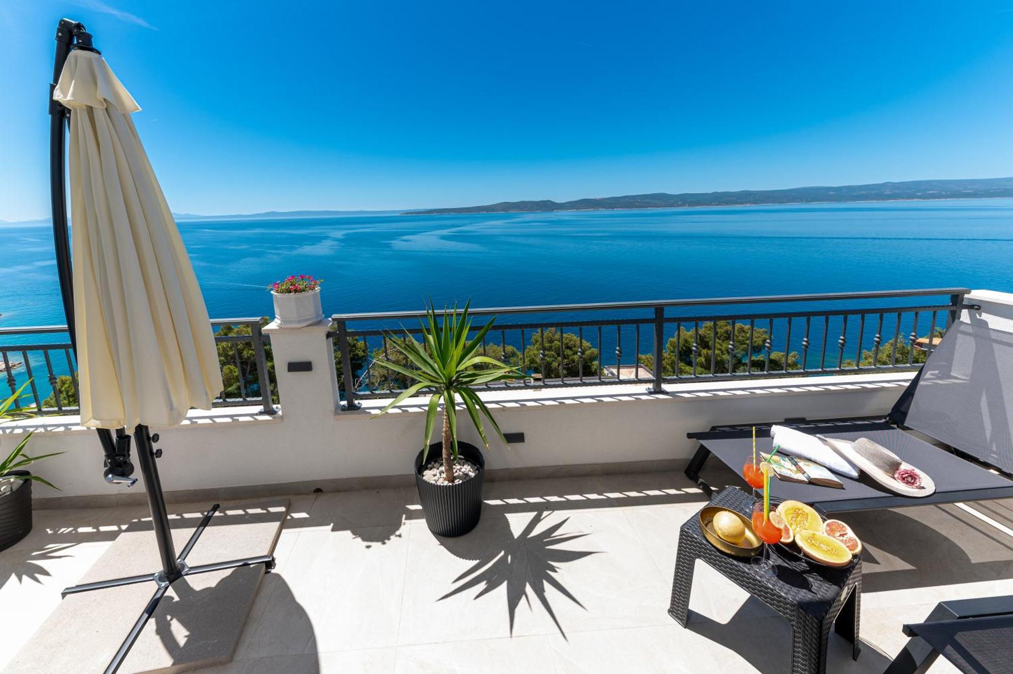 Seaview Apartments Nives Brela Buitenkant foto